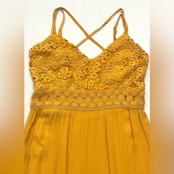 Maurices Yellow Solid Floral Crochet Lace Bodice Top V-Neck Midi Dress Large - Picture 9 of 16